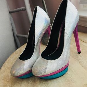 Brian Atwood platform heels 👠